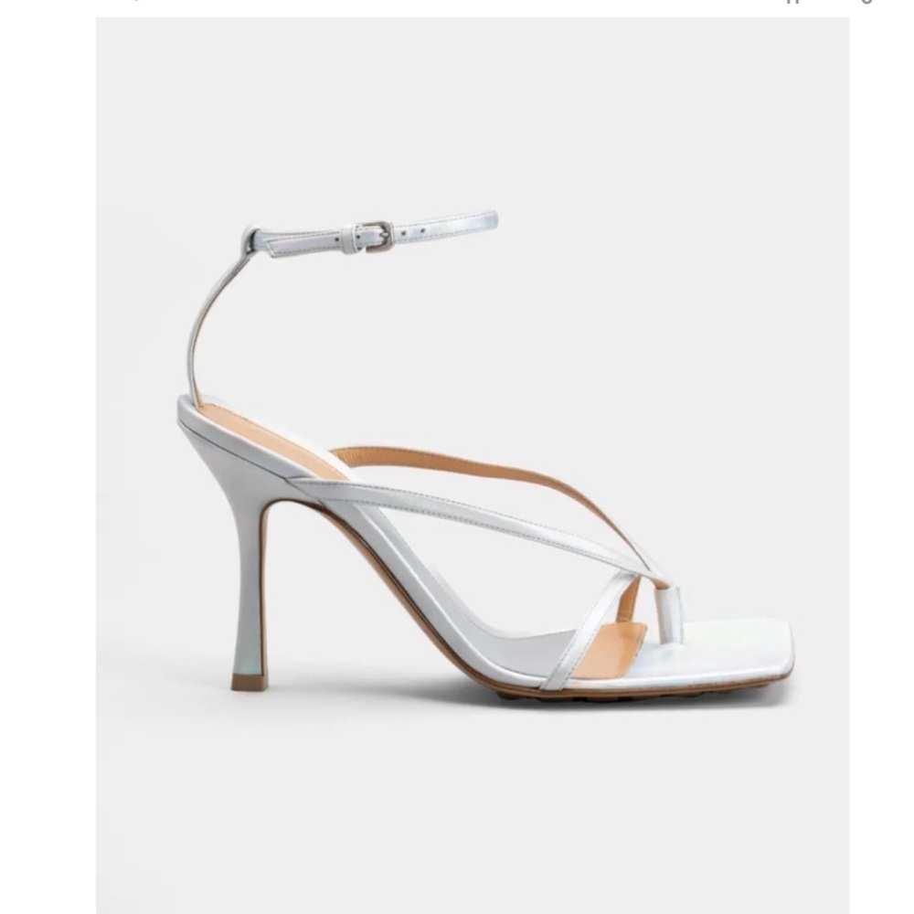 Bottega Venata Stretch Sandal in iridescent moon